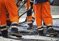 В Смоленске возобновили ямочный ремонт дорог