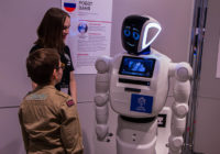 В Смоленске открылась выставка с говорящими роботами. Пообщаемся?