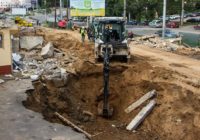 «Квадра» раскопала огромный ров на улице 25 Сентября