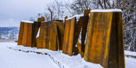 Закончены работы по благоустройству мемориального сквера на улице Ногина